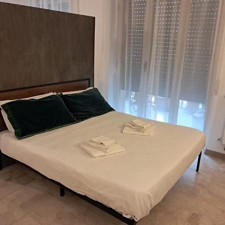 Dimora 128 Stazione Centrale Napoli Zewnętrze zdjęcie